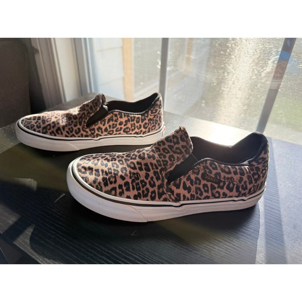 Vans Classic Slip-On Leopard Print Women’s Size 7 Deluxe Comfort Sneakers - Picture 4 of 7